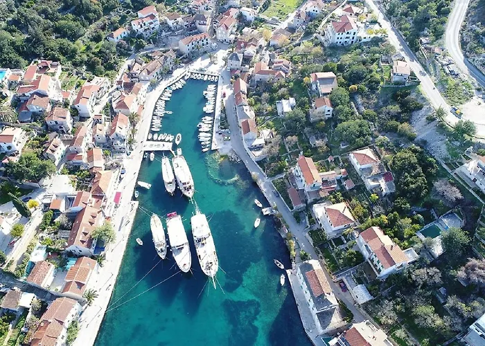 Apartment Stomorska Apartament *