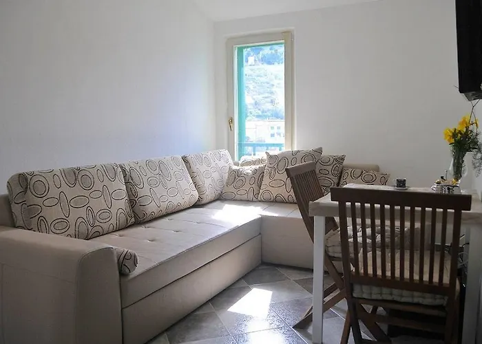 Apartment Stomorska *
